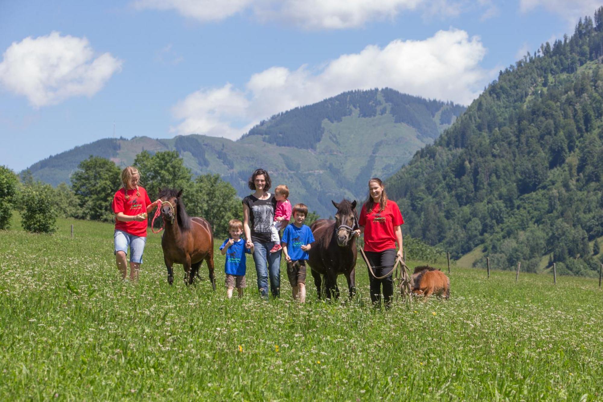 Feriendorf Ponyhof Fusch an der Grossglocknerstrasse Extérieur photo